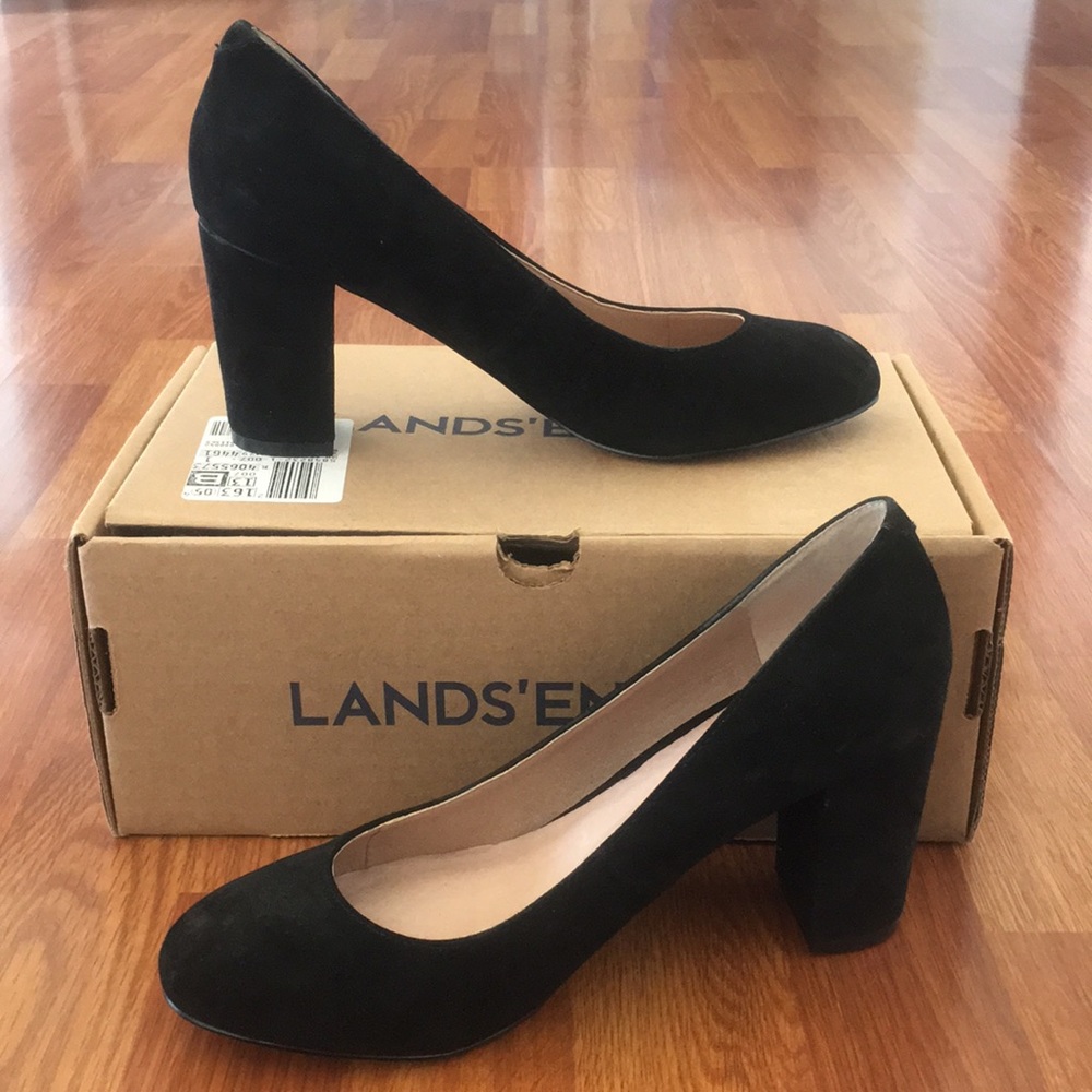 Lands’ End Black Suede Pumps